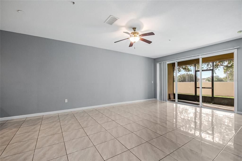 For Sale: $320,000 (3 beds, 2 baths, 1749 Square Feet)