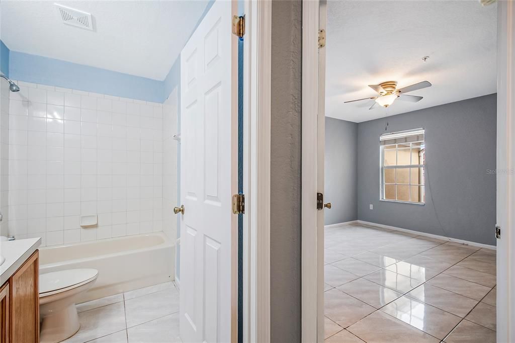 For Sale: $320,000 (3 beds, 2 baths, 1749 Square Feet)