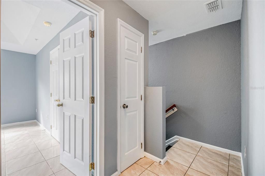 For Sale: $320,000 (3 beds, 2 baths, 1749 Square Feet)