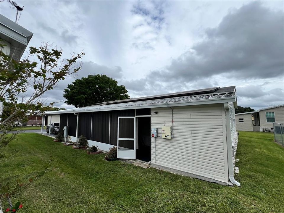 For Rent: $1,650 (3 beds, 2 baths, 1352 Square Feet)