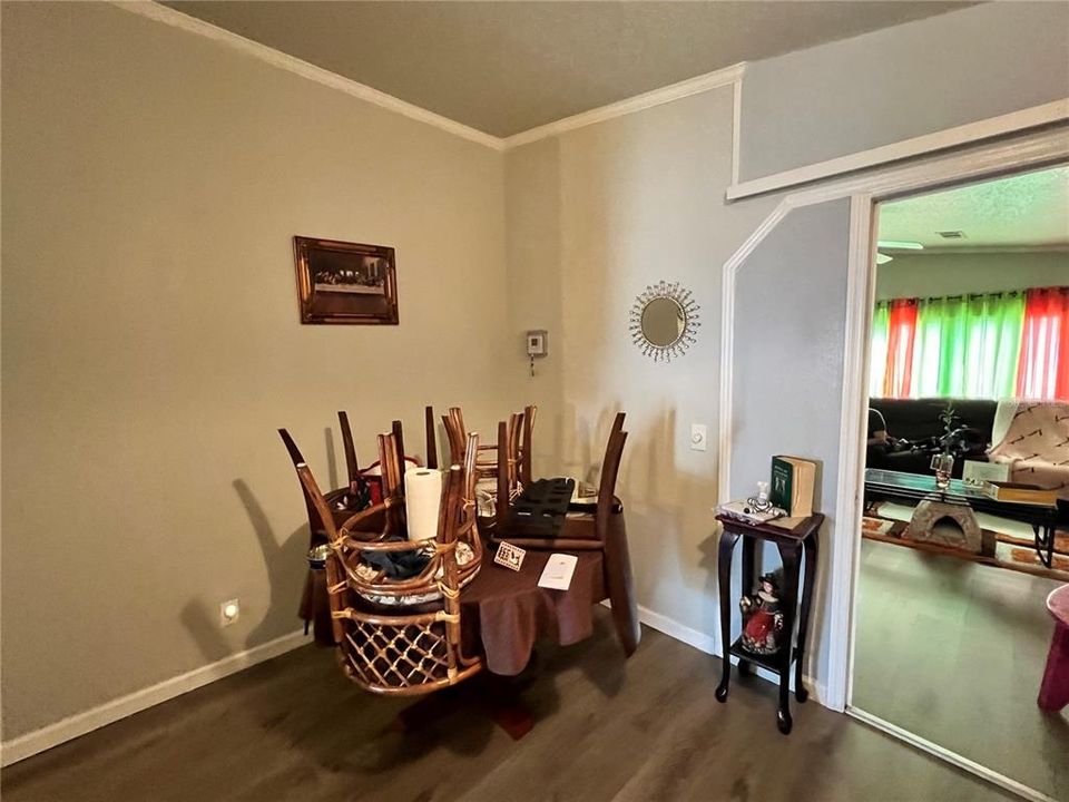 For Rent: $1,650 (3 beds, 2 baths, 1352 Square Feet)