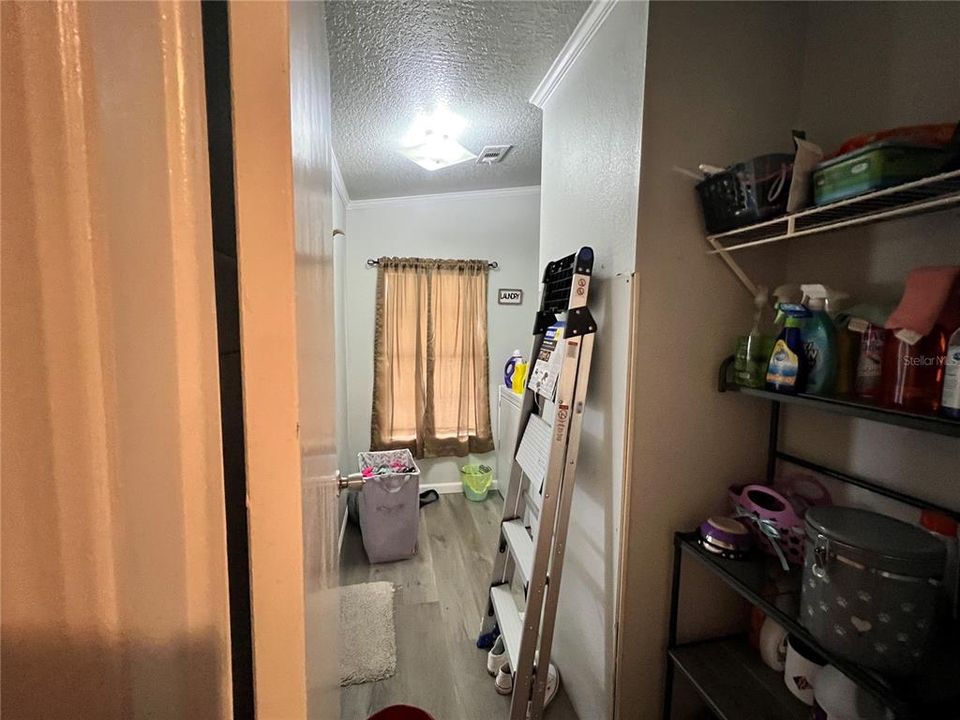 For Rent: $1,650 (3 beds, 2 baths, 1352 Square Feet)