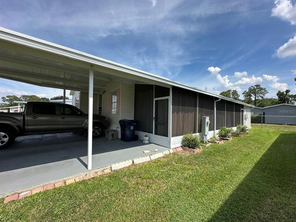 For Rent: $1,650 (3 beds, 2 baths, 1352 Square Feet)