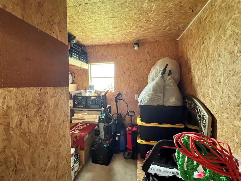 For Rent: $1,650 (3 beds, 2 baths, 1352 Square Feet)