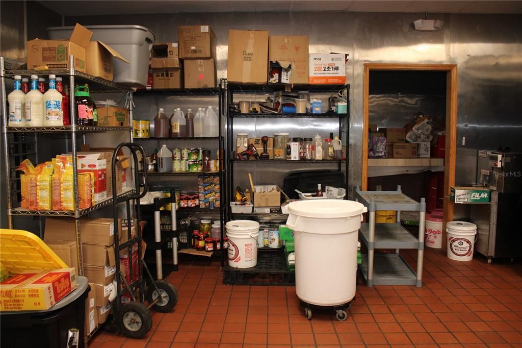 待售: $800,000 (0 贝兹, 0 浴室, 5796 平方英尺)