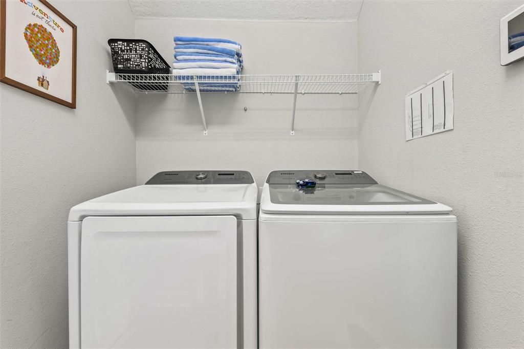 出租: $4,800 (5 贝兹, 4 浴室, 2574 平方英尺)