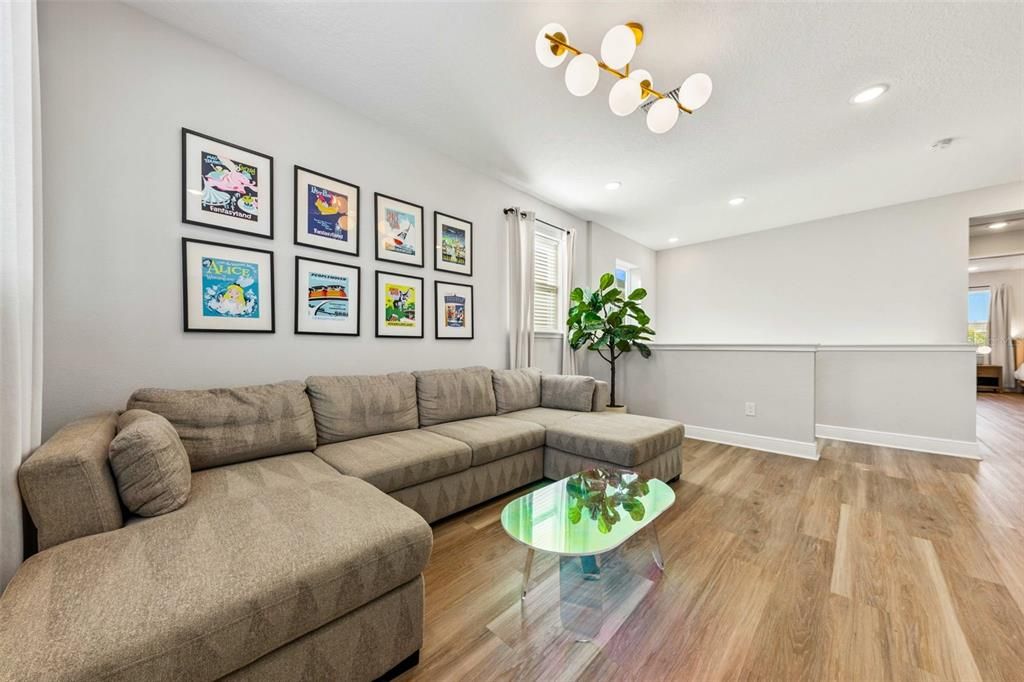 出租: $4,800 (5 贝兹, 4 浴室, 2574 平方英尺)