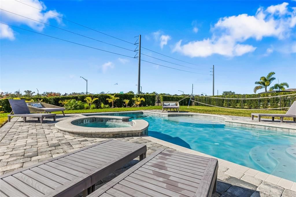 For Rent: $4,800 (5 beds, 4 baths, 2574 Square Feet)