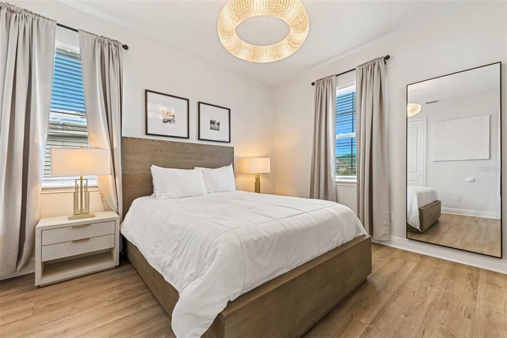 For Rent: $4,800 (5 beds, 4 baths, 2574 Square Feet)