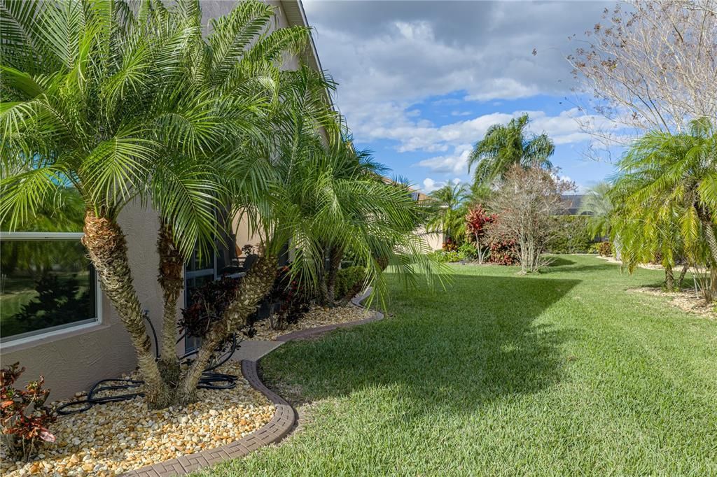 For Sale: $344,500 (2 beds, 2 baths, 1514 Square Feet)