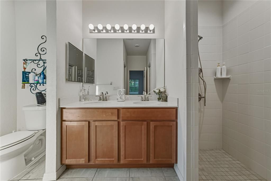 For Sale: $344,500 (2 beds, 2 baths, 1514 Square Feet)