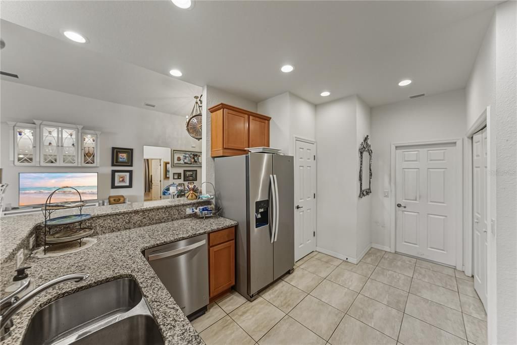 For Sale: $344,500 (2 beds, 2 baths, 1514 Square Feet)