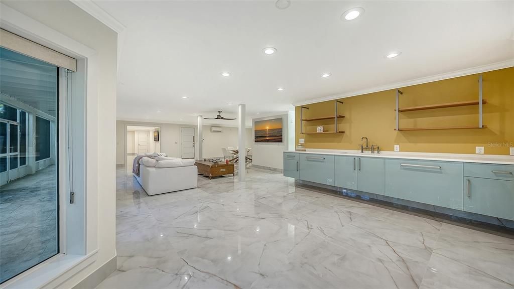 For Sale: $3,395,000 (4 beds, 3 baths, 4645 Square Feet)