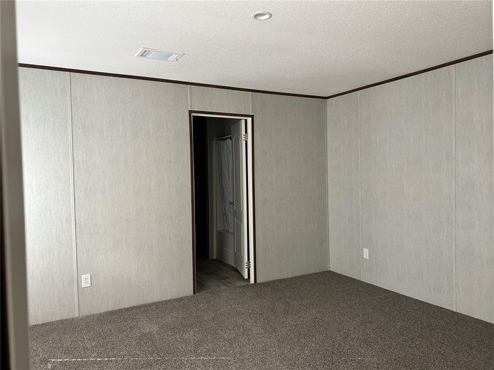 En Venta: $204,900 (3 camas, 2 baños, 1130 Pies cuadrados)