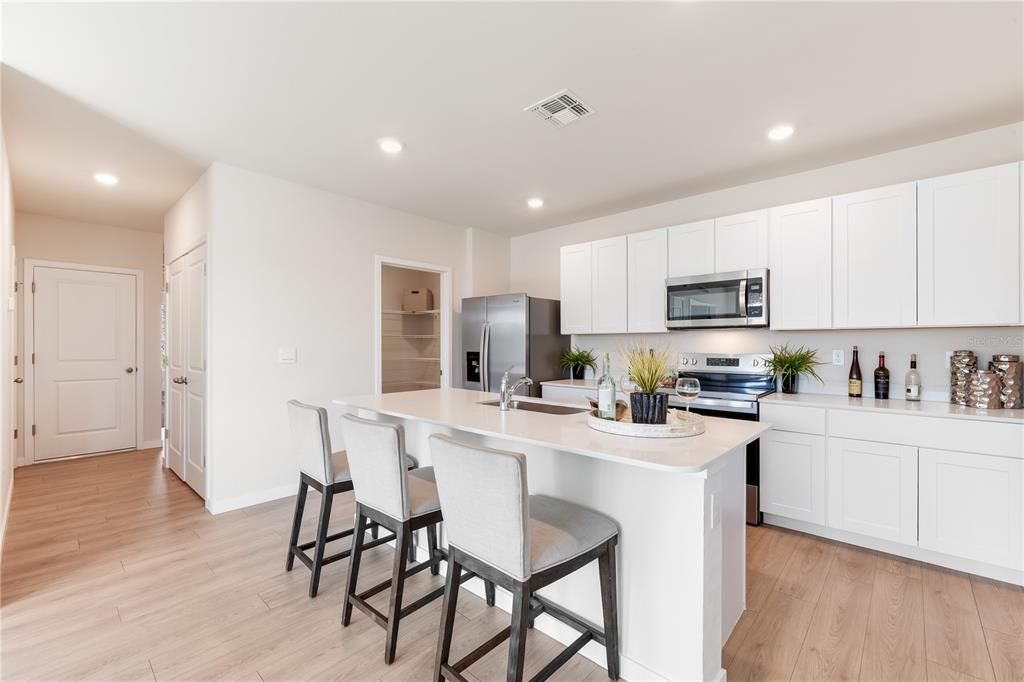 For Sale: $249,990 (3 beds, 2 baths, 1564 Square Feet)