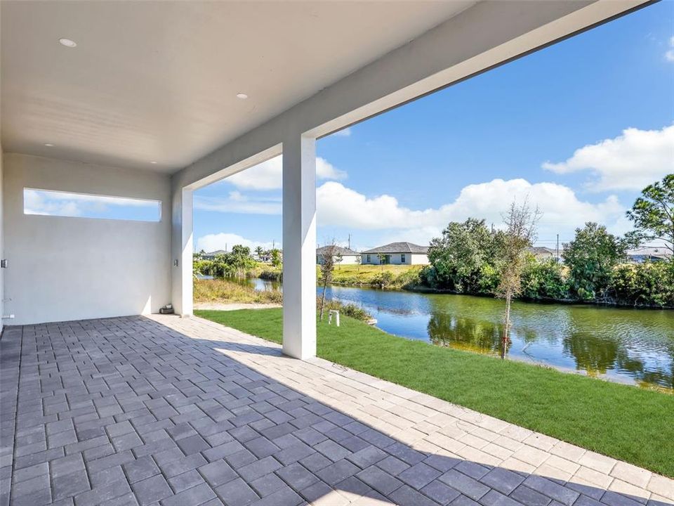 For Sale: $379,000 (4 beds, 2 baths, 1602 Square Feet)