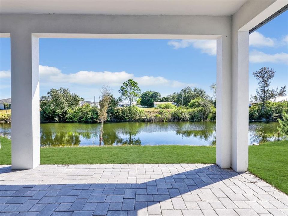 For Sale: $379,000 (4 beds, 2 baths, 1602 Square Feet)