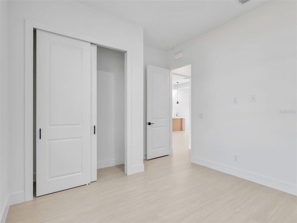 For Sale: $379,000 (4 beds, 2 baths, 1602 Square Feet)