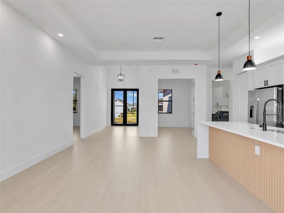 For Sale: $379,000 (4 beds, 2 baths, 1602 Square Feet)