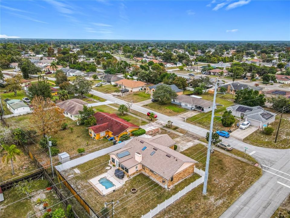 For Sale: $300,000 (3 beds, 2 baths, 1359 Square Feet)