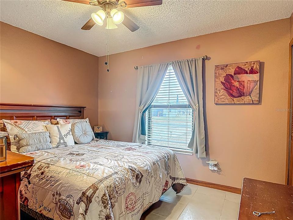 For Sale: $300,000 (3 beds, 2 baths, 1359 Square Feet)