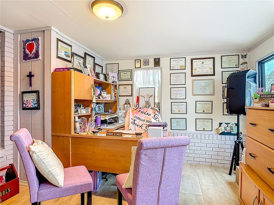 For Sale: $300,000 (3 beds, 2 baths, 1359 Square Feet)