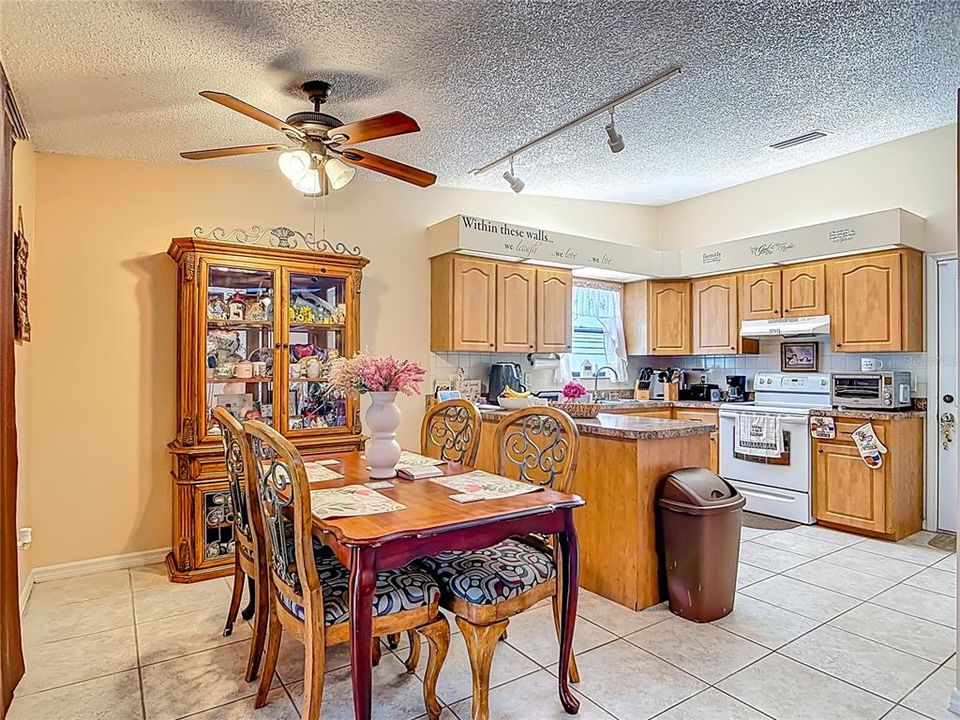 For Sale: $300,000 (3 beds, 2 baths, 1359 Square Feet)