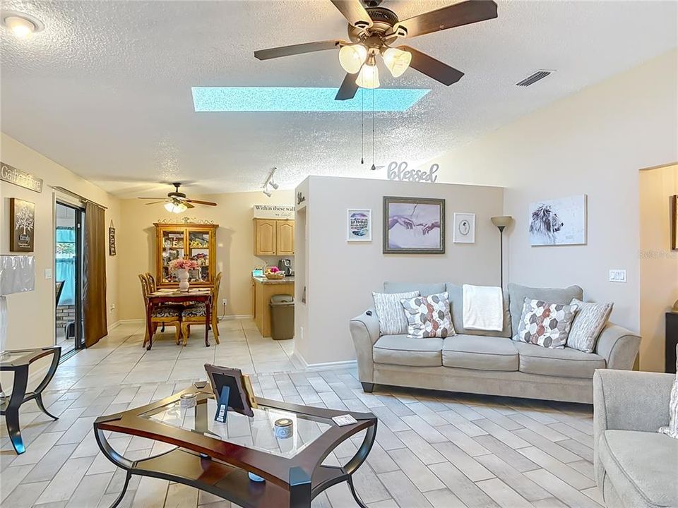 For Sale: $300,000 (3 beds, 2 baths, 1359 Square Feet)