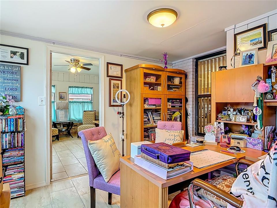 For Sale: $300,000 (3 beds, 2 baths, 1359 Square Feet)