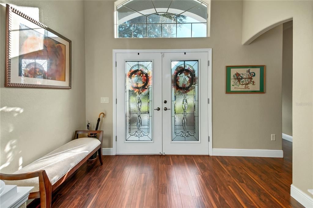 For Sale: $660,000 (3 beds, 2 baths, 2580 Square Feet)