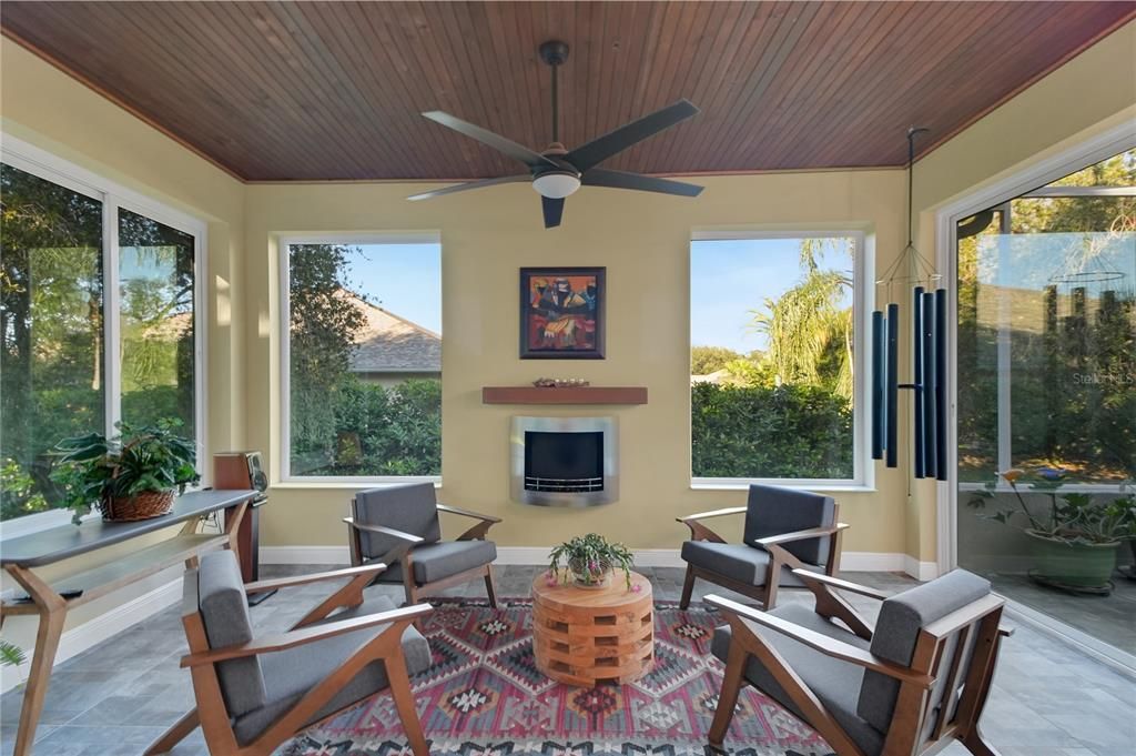 For Sale: $660,000 (3 beds, 2 baths, 2580 Square Feet)