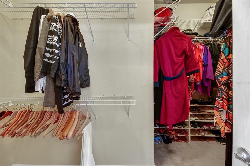 For Sale: $660,000 (3 beds, 2 baths, 2580 Square Feet)