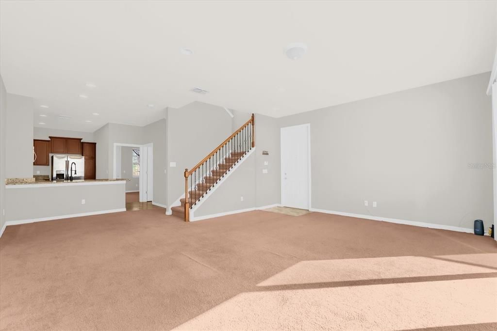 En Venta: $485,000 (3 camas, 3 baños, 1830 Pies cuadrados)