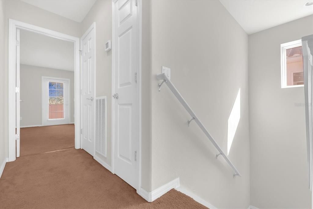 En Venta: $485,000 (3 camas, 3 baños, 1830 Pies cuadrados)