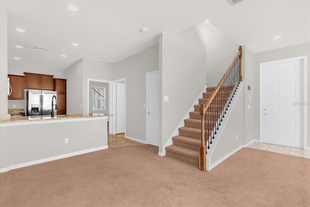 En Venta: $485,000 (3 camas, 3 baños, 1830 Pies cuadrados)