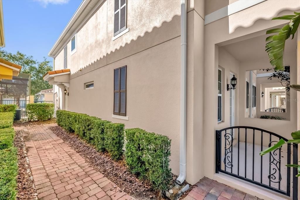 En Venta: $485,000 (3 camas, 3 baños, 1830 Pies cuadrados)