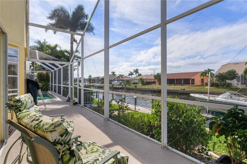 En Venta: $669,000 (3 camas, 2 baños, 2337 Pies cuadrados)