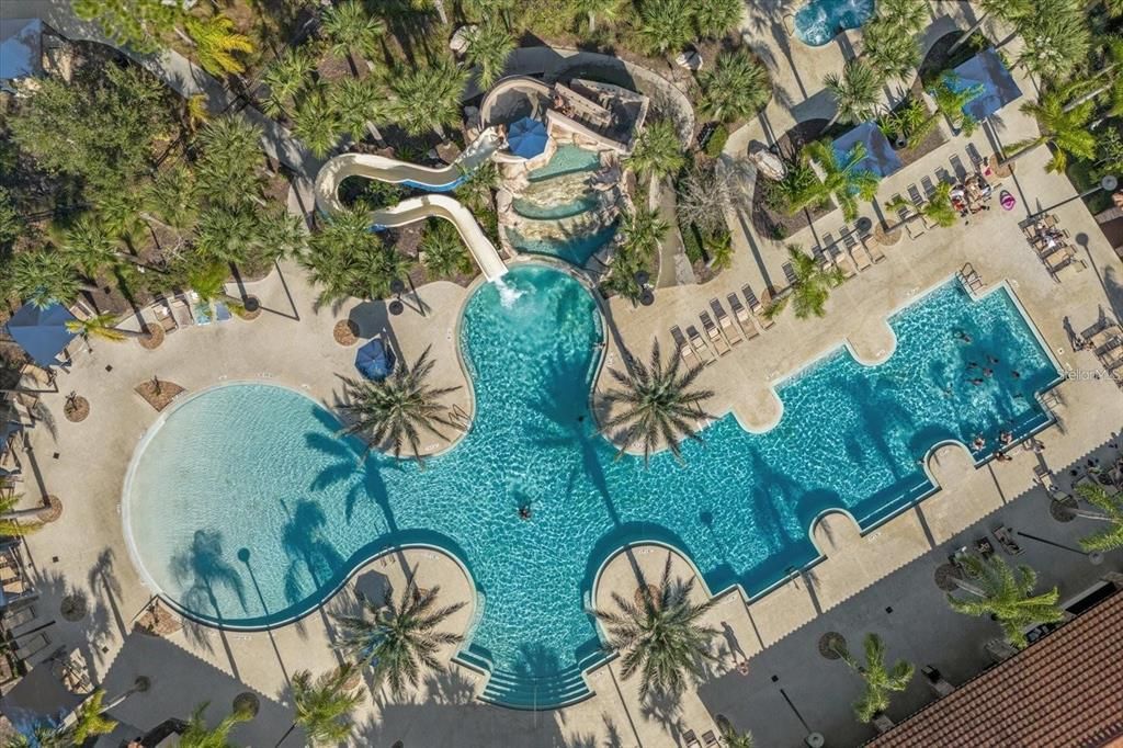 For Rent: $2,595 (4 beds, 2 baths, 1994 Square Feet)