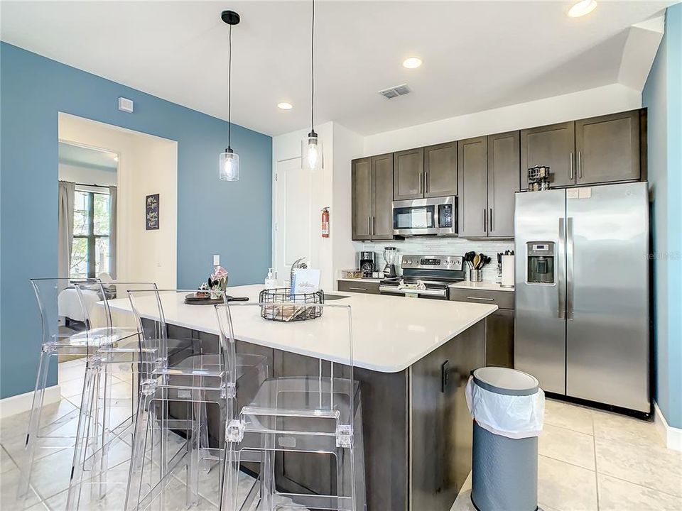 En Renta: $2,600 (4 camas, 3 baños, 1823 Pies cuadrados)