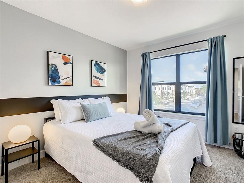 En Renta: $2,600 (4 camas, 3 baños, 1823 Pies cuadrados)