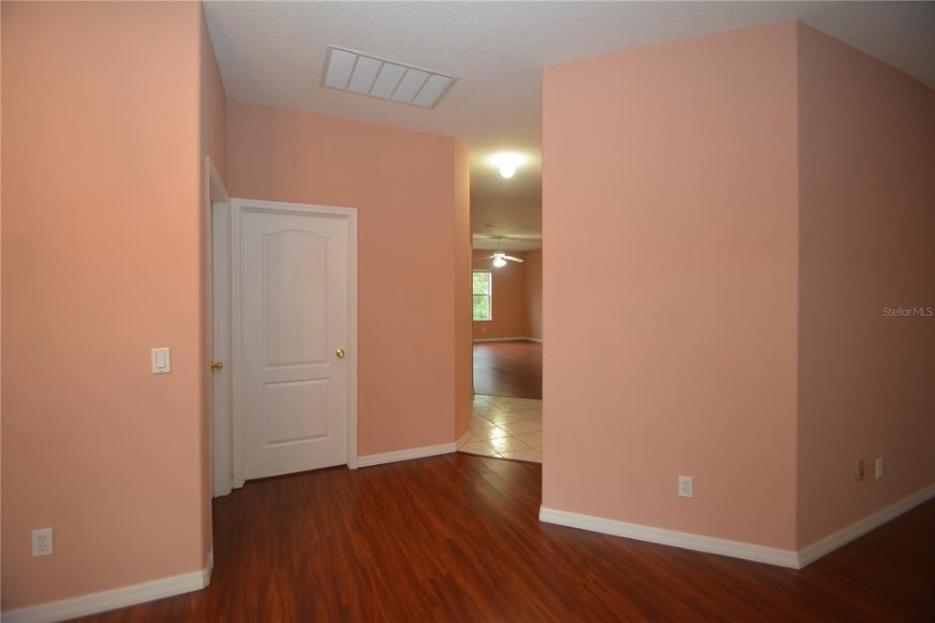 En Renta: $2,200 (4 camas, 2 baños, 2198 Pies cuadrados)