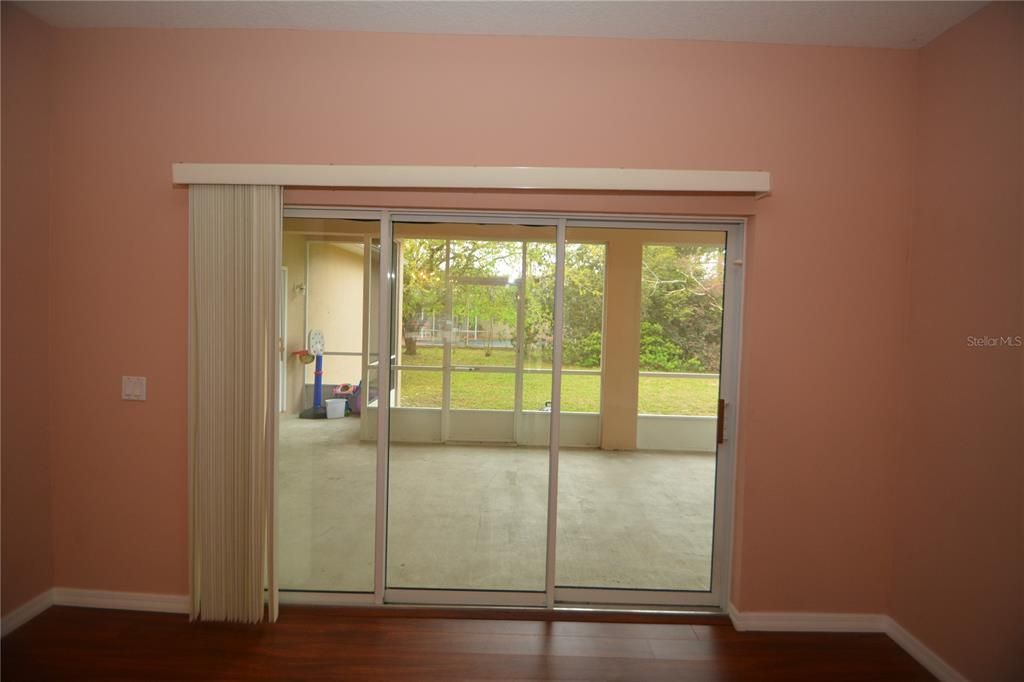 En Renta: $2,200 (4 camas, 2 baños, 2198 Pies cuadrados)