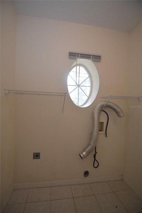 En Renta: $2,200 (4 camas, 2 baños, 2198 Pies cuadrados)