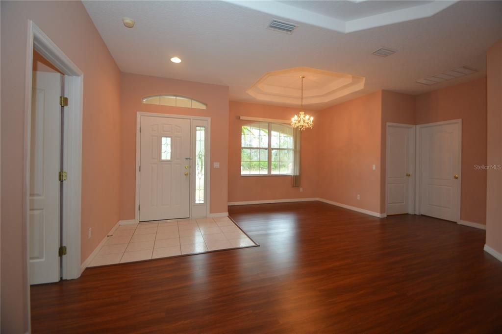 En Renta: $2,200 (4 camas, 2 baños, 2198 Pies cuadrados)