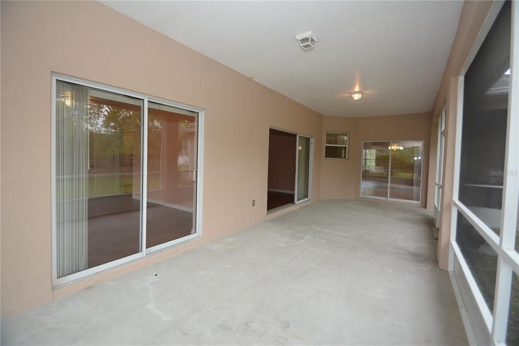 En Renta: $2,200 (4 camas, 2 baños, 2198 Pies cuadrados)