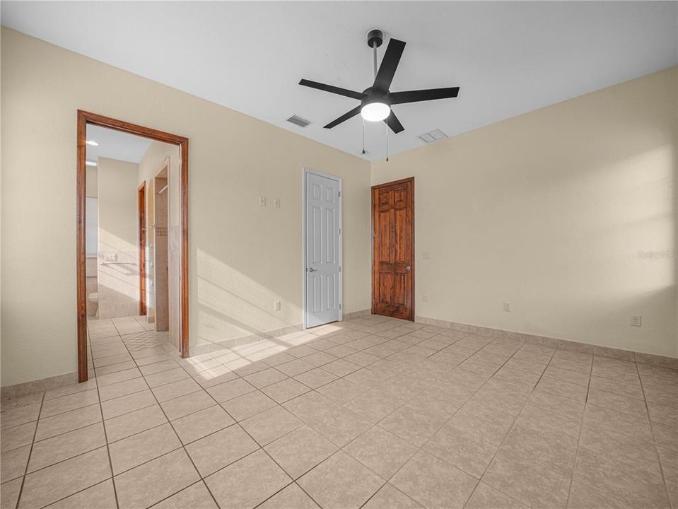 En Renta: $2,500 (4 camas, 2 baños, 1680 Pies cuadrados)