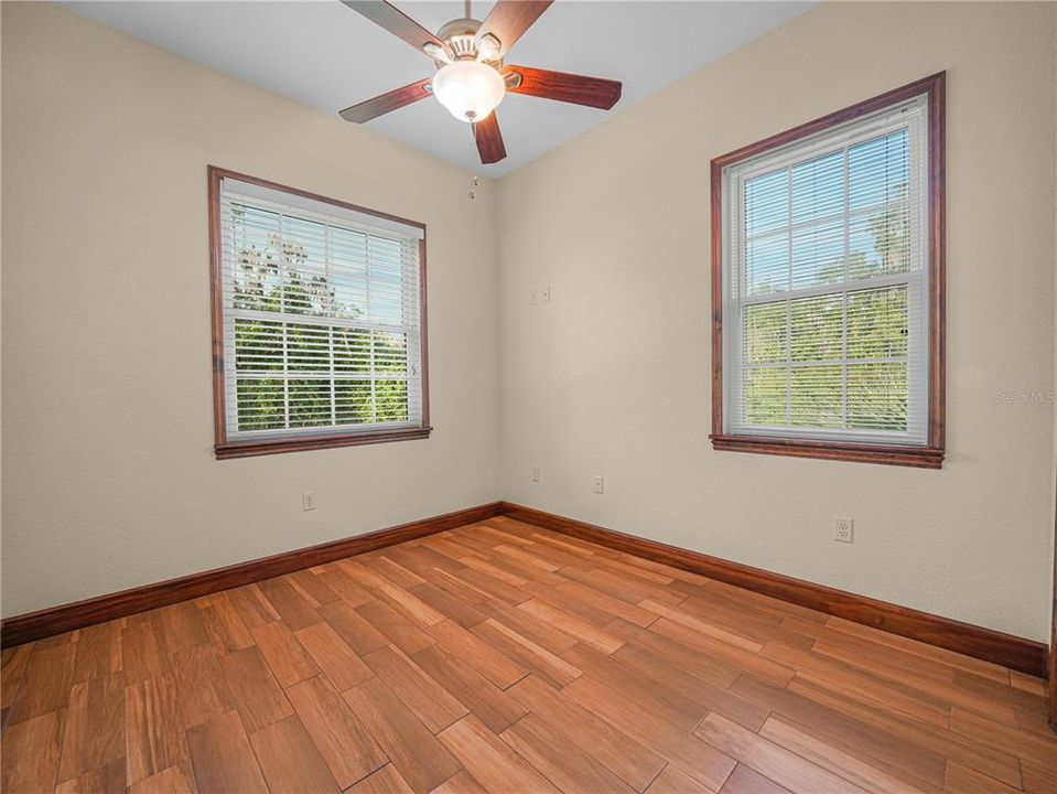 En Renta: $2,500 (4 camas, 2 baños, 1680 Pies cuadrados)