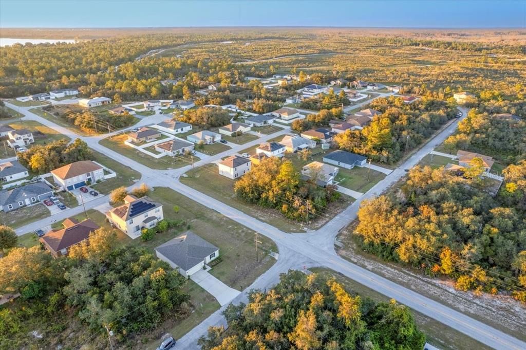 На продажу: $299,995 (3 спален, 2 ванн, 1445 Квадратных фут)