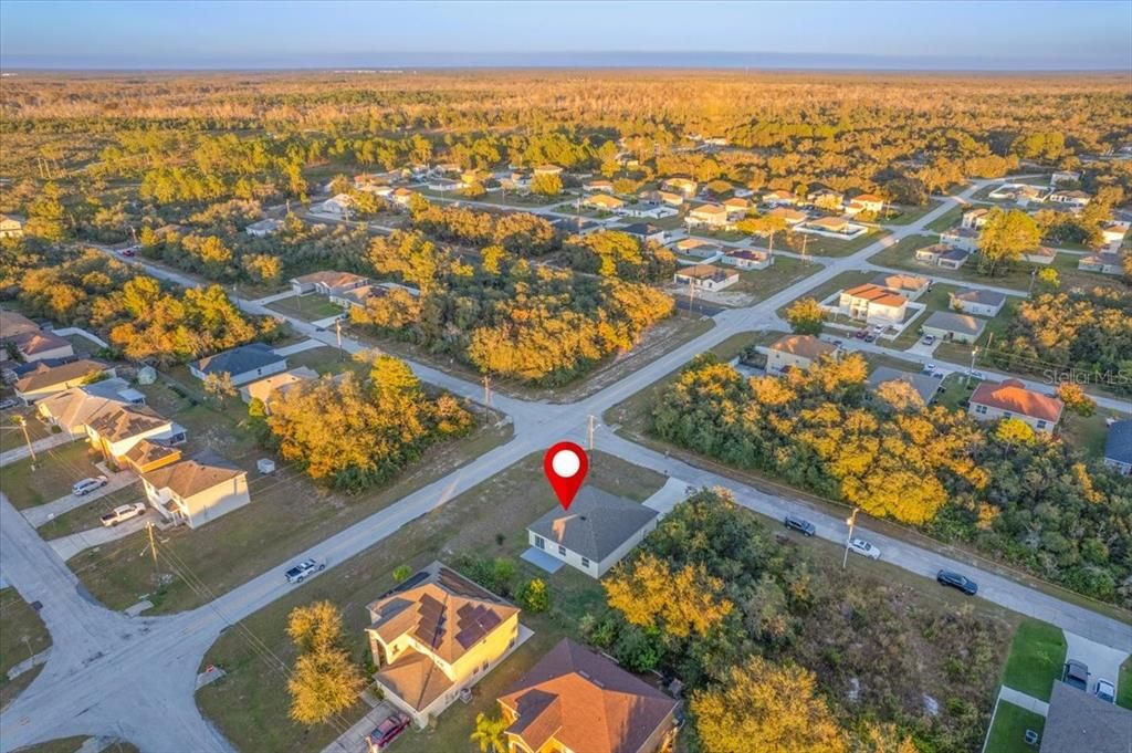 На продажу: $299,995 (3 спален, 2 ванн, 1445 Квадратных фут)