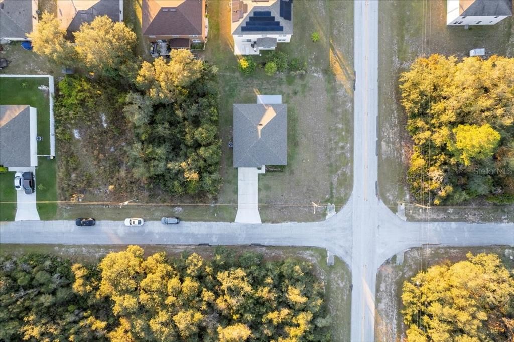 На продажу: $299,995 (3 спален, 2 ванн, 1445 Квадратных фут)